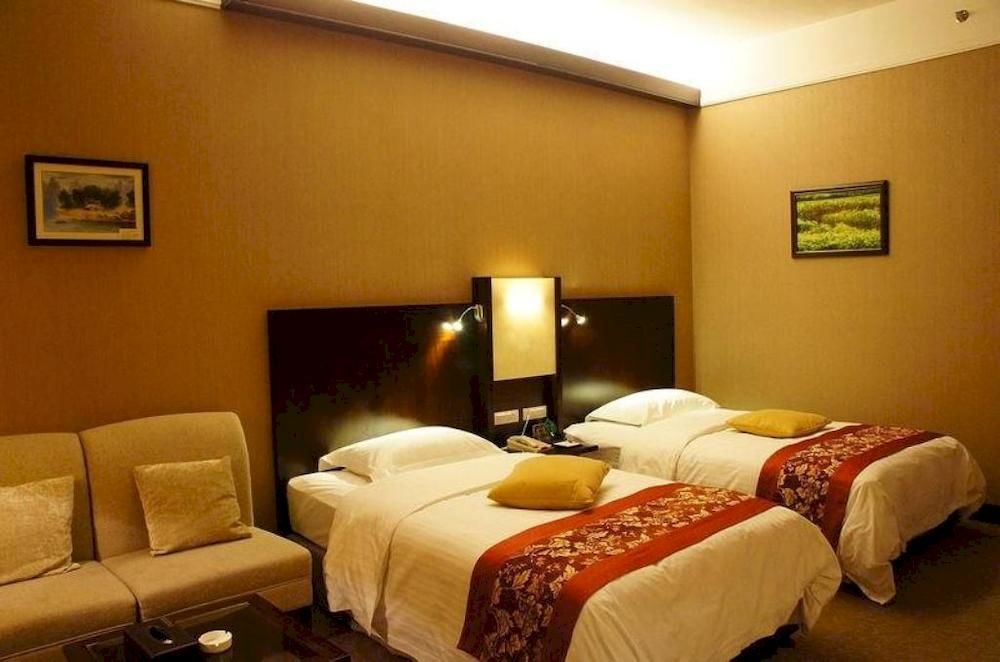 Golden Dragonball Hotel Kujlin Kültér fotó