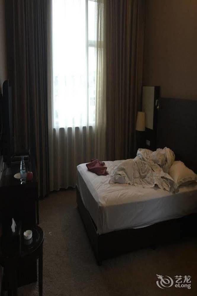 Golden Dragonball Hotel Kujlin Kültér fotó